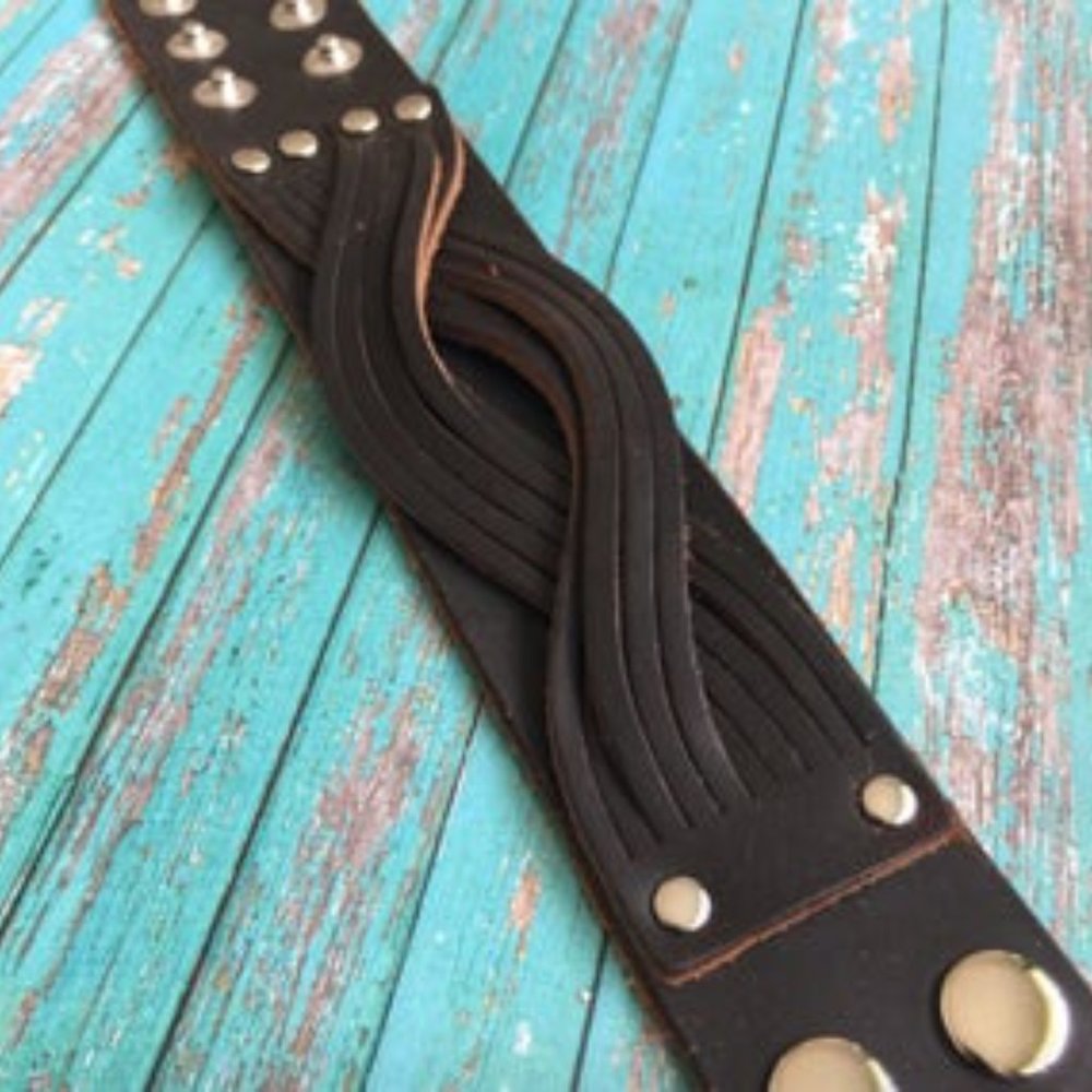 Woven distressed brown composite leather cuff - Picture 2 of 3